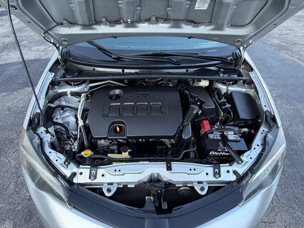 2017 Toyota Corolla Image 19