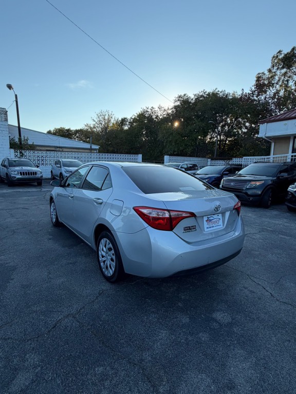 2017 Toyota Corolla Image 3