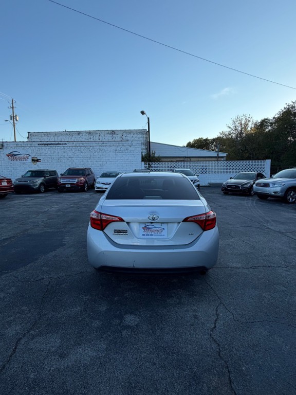 2017 Toyota Corolla Image 4