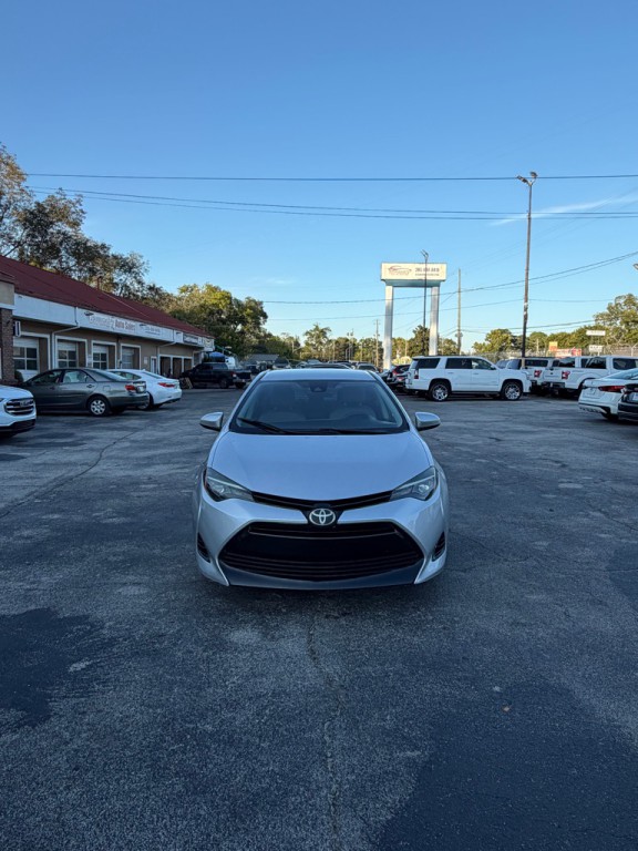 2017 Toyota Corolla Image 8