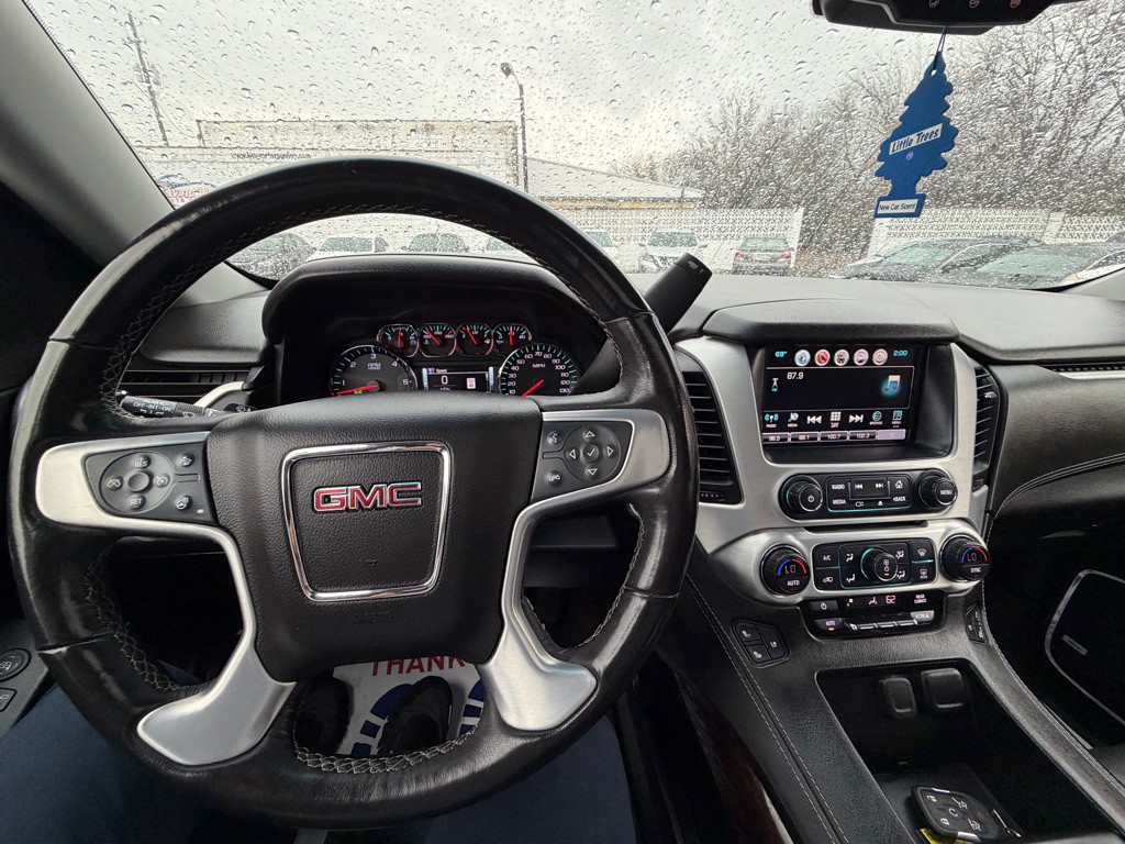 2019 GMC Yukon Image 16