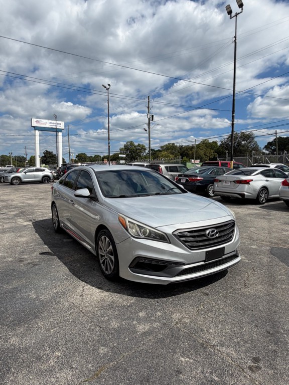2015 Hyundai Sonata Image 8