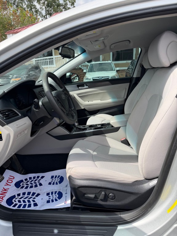 2015 Hyundai Sonata Image 10