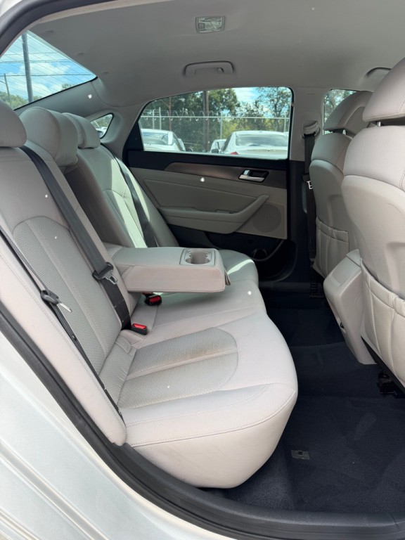 2015 Hyundai Sonata Image 12
