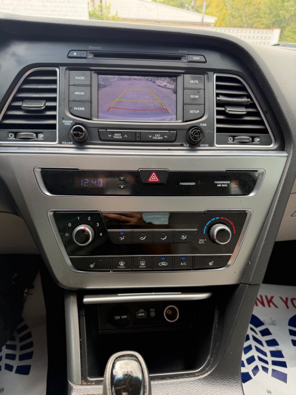 2015 Hyundai Sonata Image 17