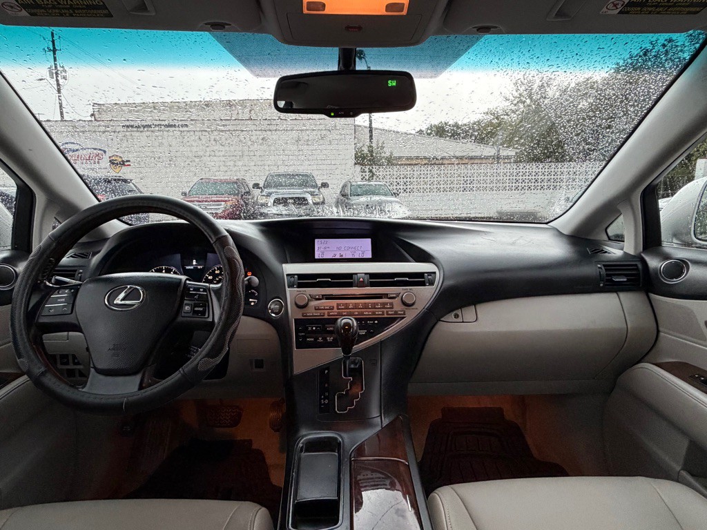 2011 Lexus RX Image 15