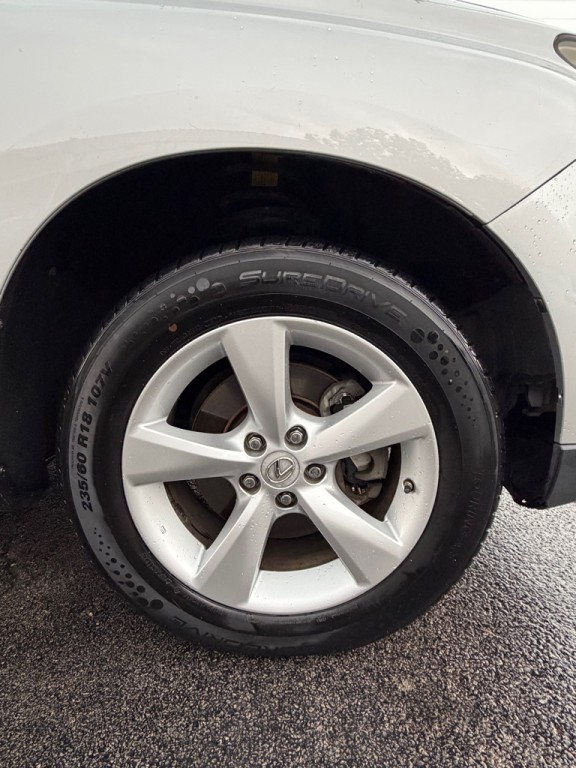 2011 Lexus RX Image 20