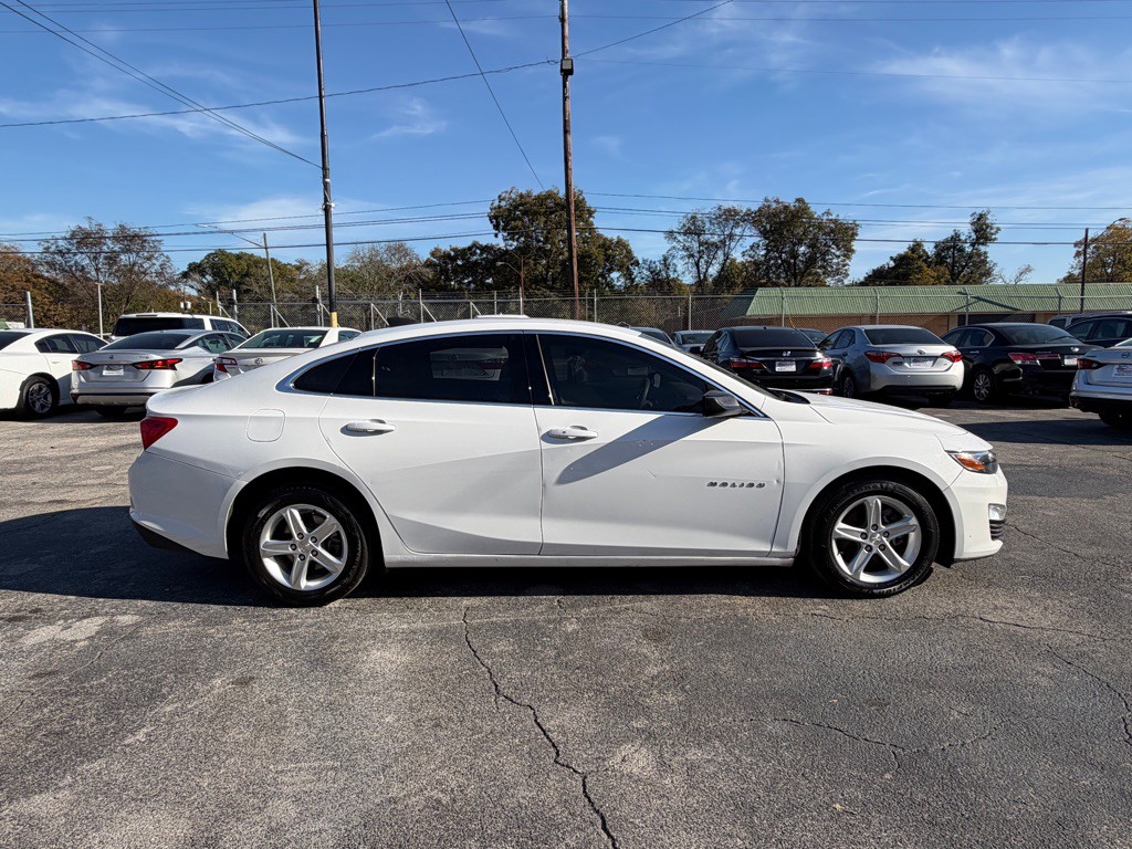 2020 Chevrolet Malibu Image 7