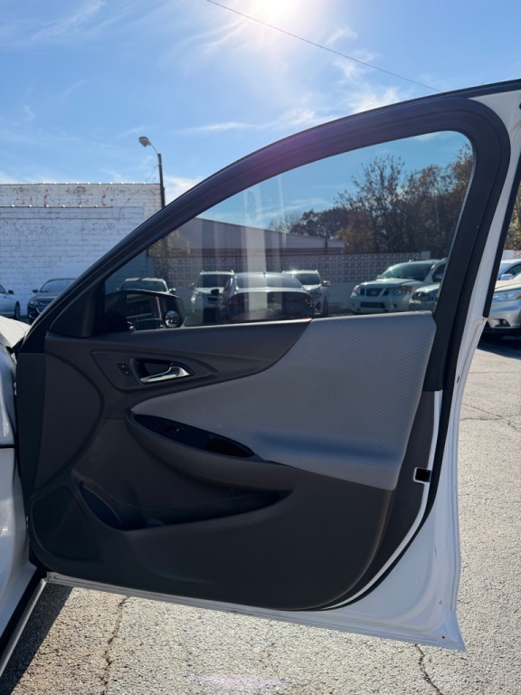 2020 Chevrolet Malibu Image 13