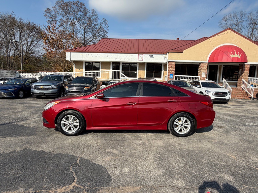 2014 Hyundai Sonata Image 2