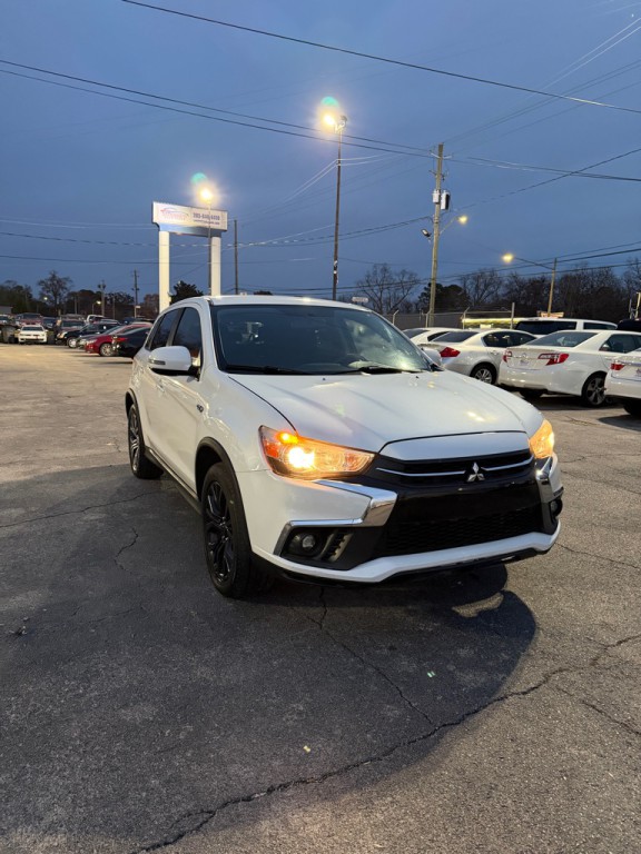 2018 Mitsubishi Outlander Image 7