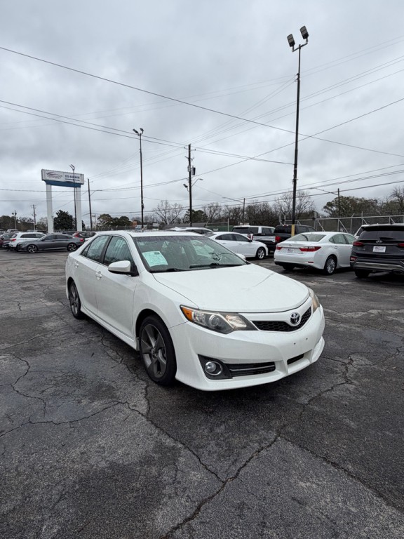 2014 Toyota Camry Image 7