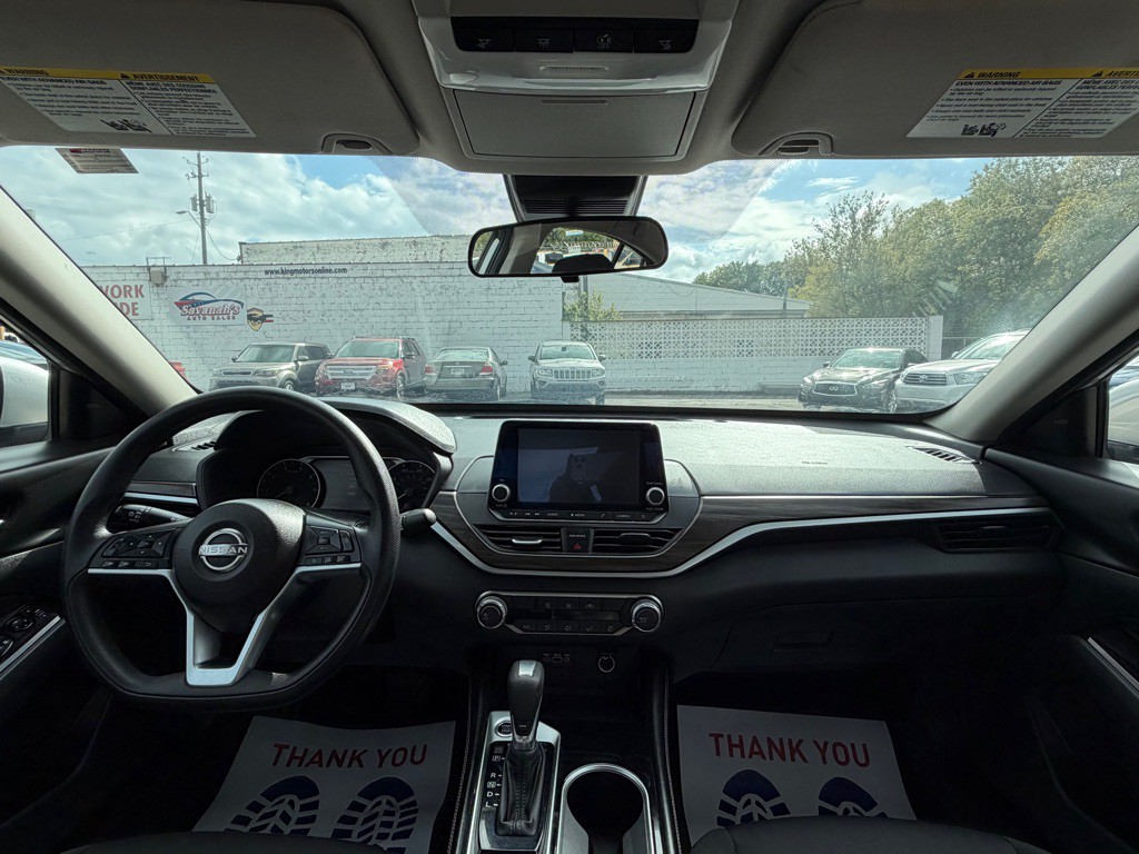 2023 Nissan Altima Image 16