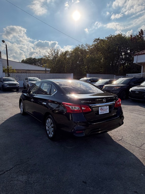 2018 Nissan Sentra Image 4