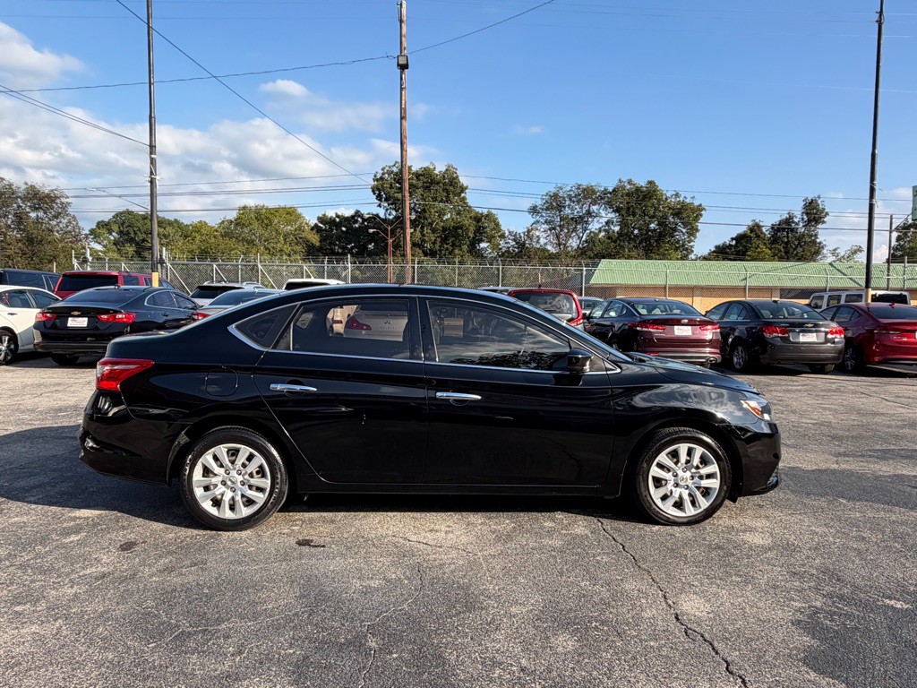 2018 Nissan Sentra Image 7