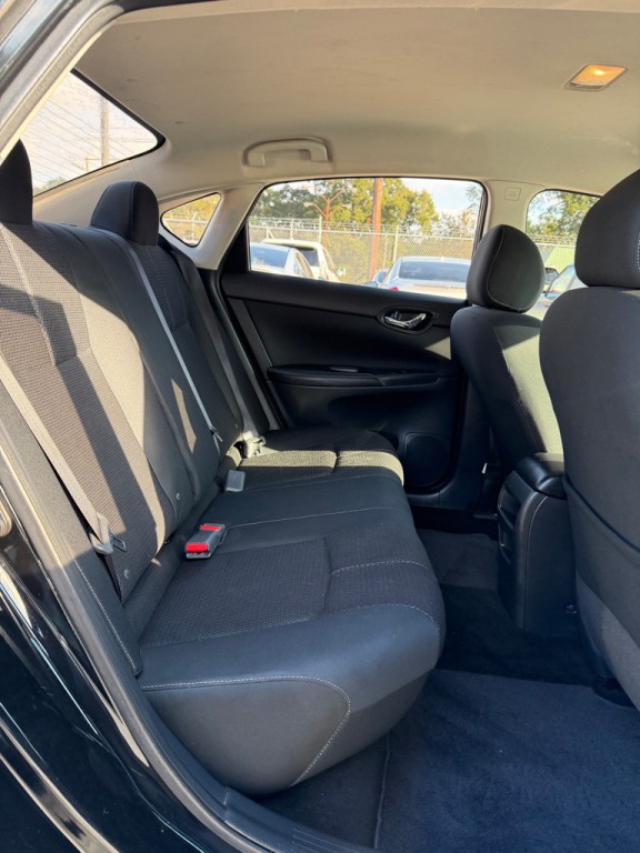 2018 Nissan Sentra Image 12