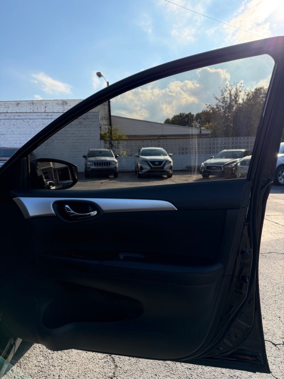 2018 Nissan Sentra Image 13