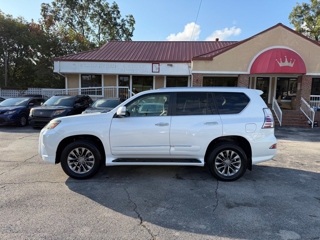 2014 Lexus GX Image 3