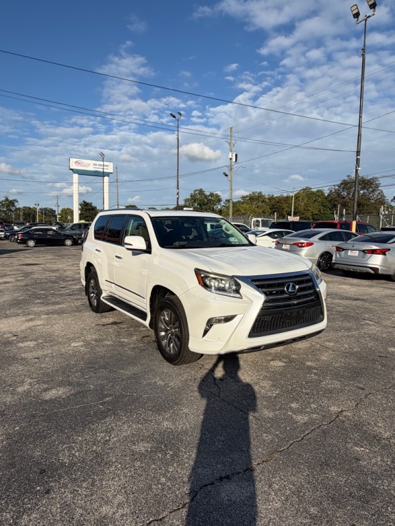 2014 Lexus GX Image 8