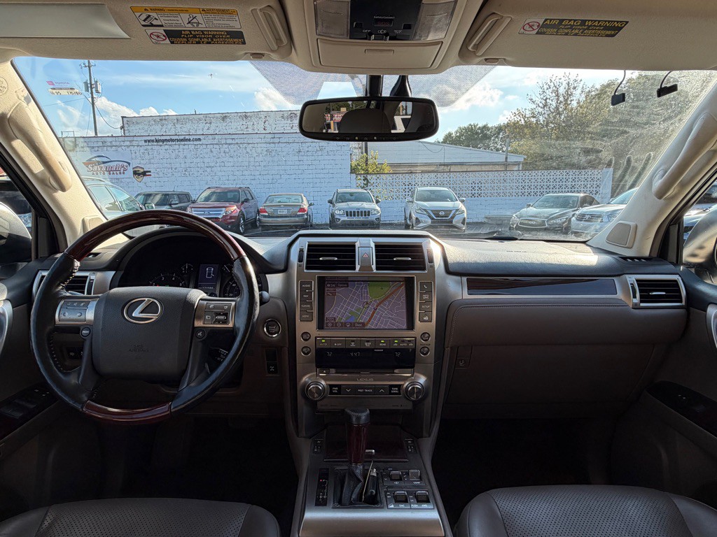 2014 Lexus GX Image 15