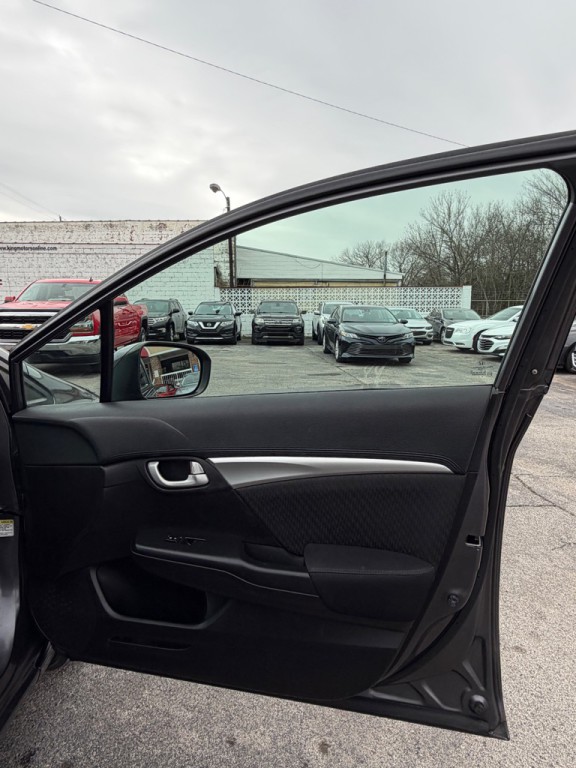 2015 Honda Civic Image 13