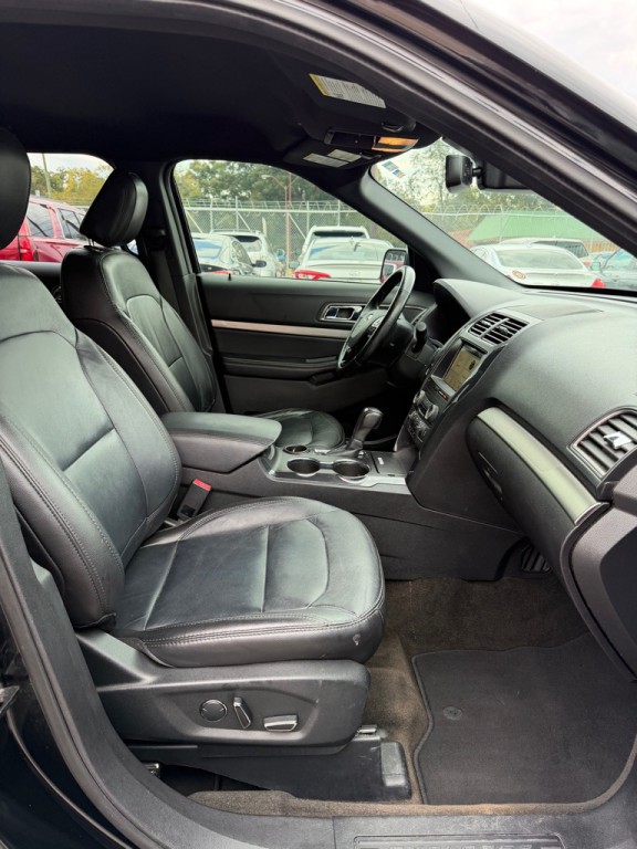 2018 Ford Explorer Image 14
