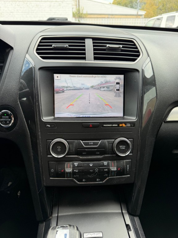 2018 Ford Explorer Image 17