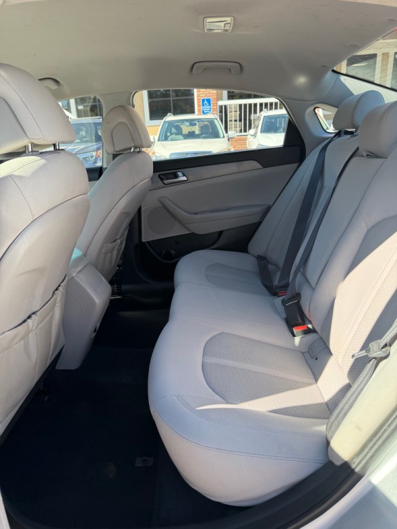 2016 Hyundai Sonata Image 11