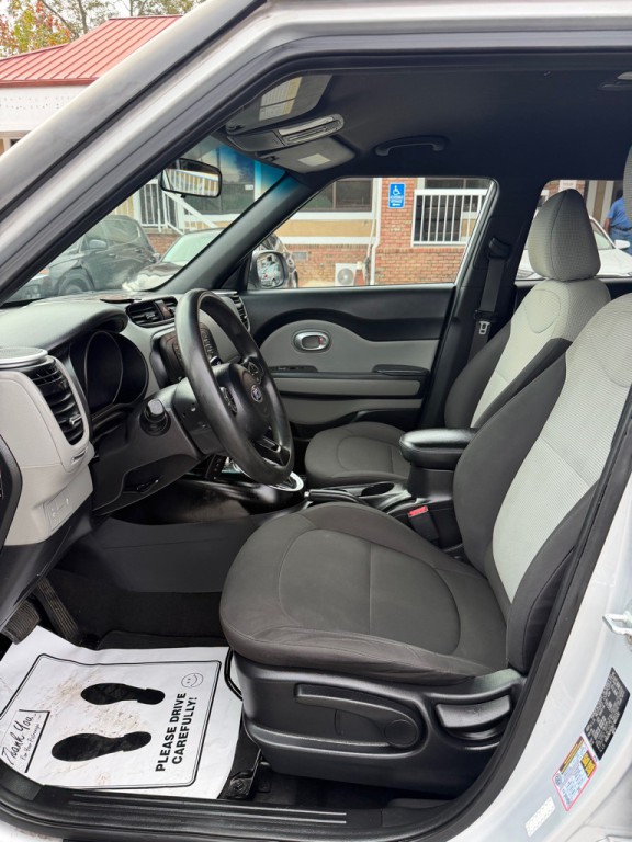 2016 Kia Soul Image 10