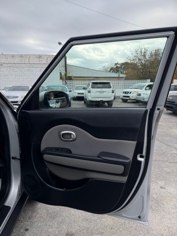 2016 Kia Soul Image 13