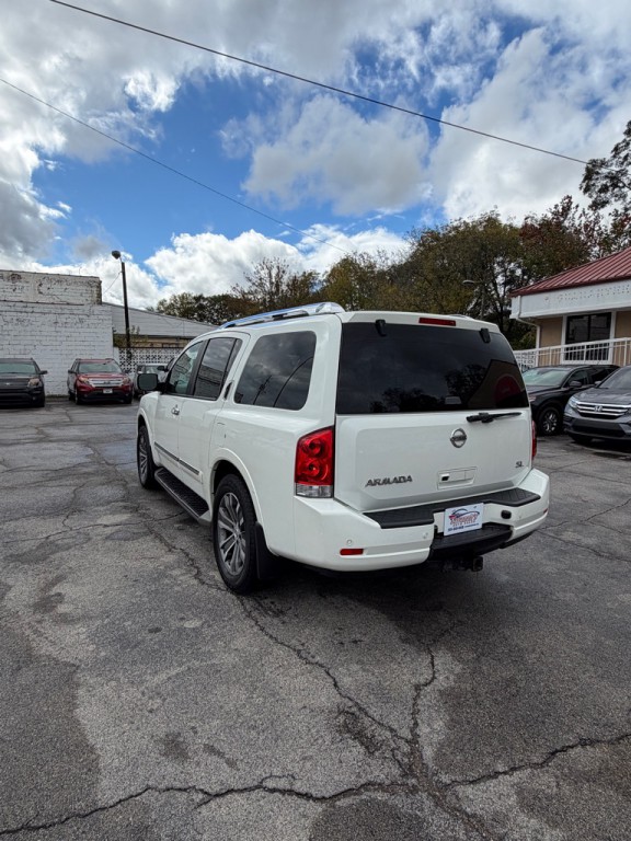 2015 Nissan Armada Image 4