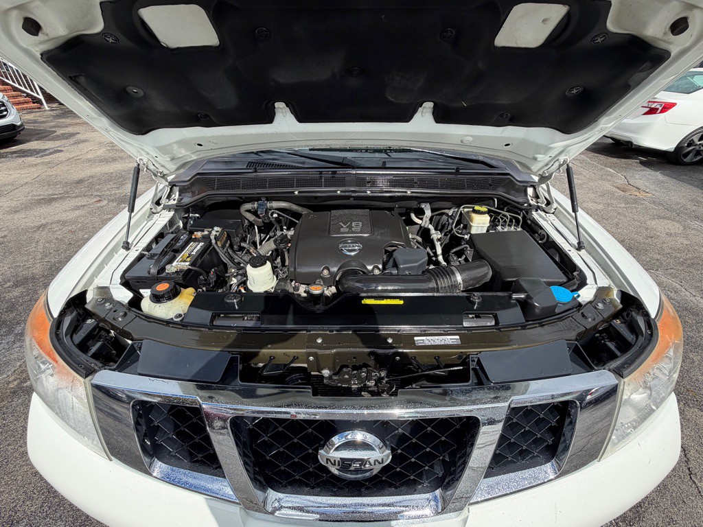 2015 Nissan Armada Image 20