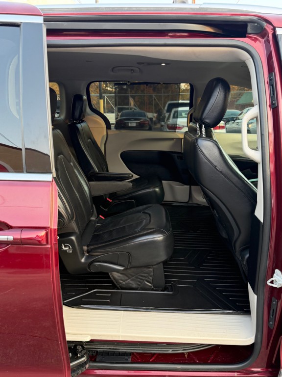 2019 Chrysler Pacifica Image 13