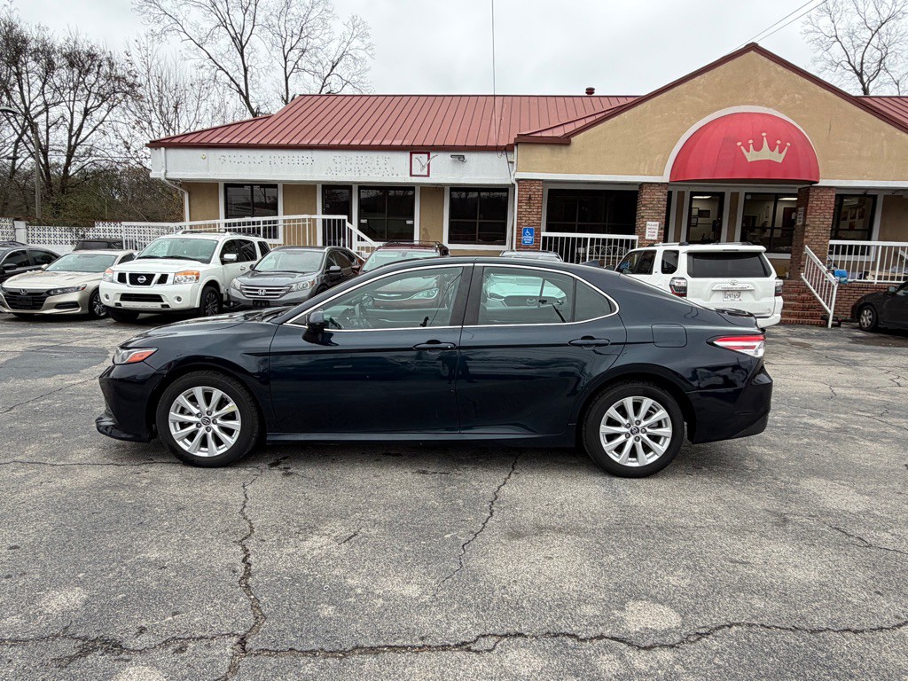 2020 Toyota Camry Image 2