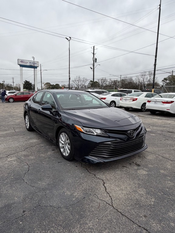 2020 Toyota Camry Image 7