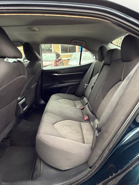 2020 Toyota Camry Image 11