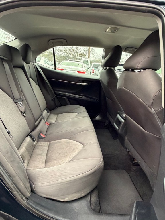 2020 Toyota Camry Image 12