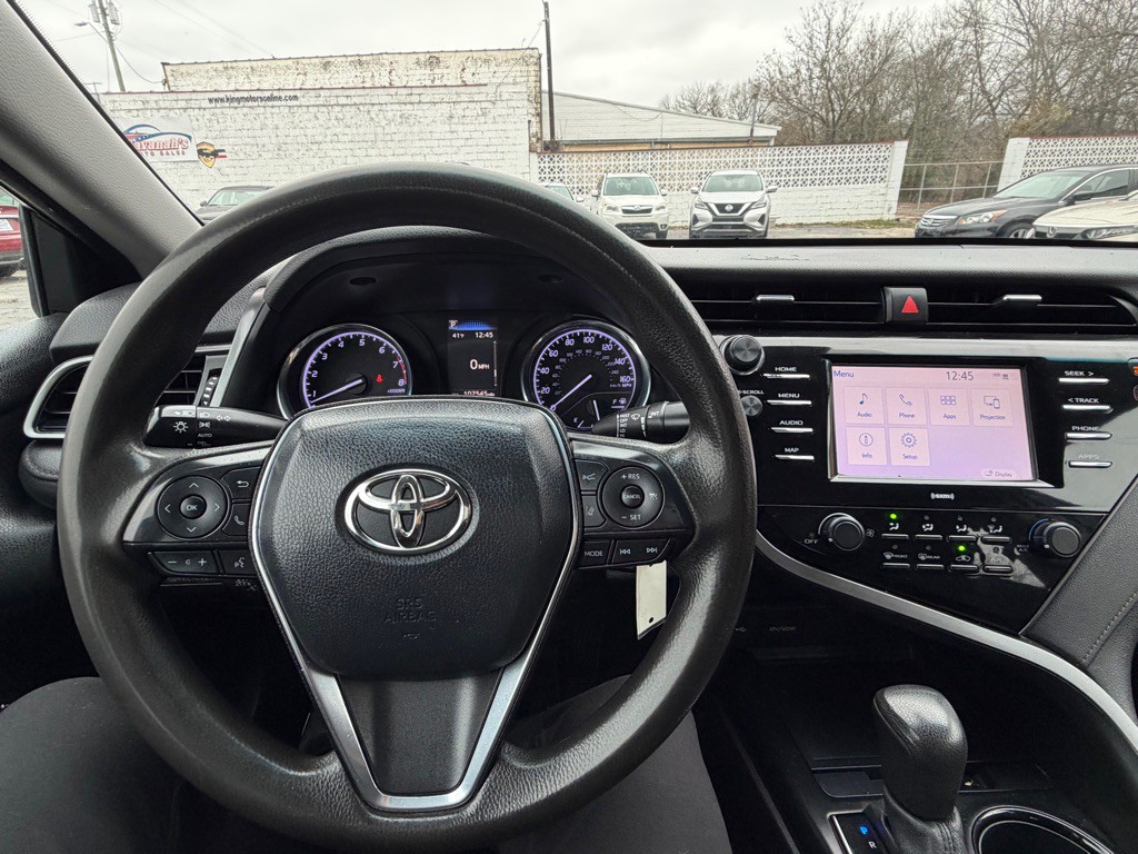 2020 Toyota Camry Image 16