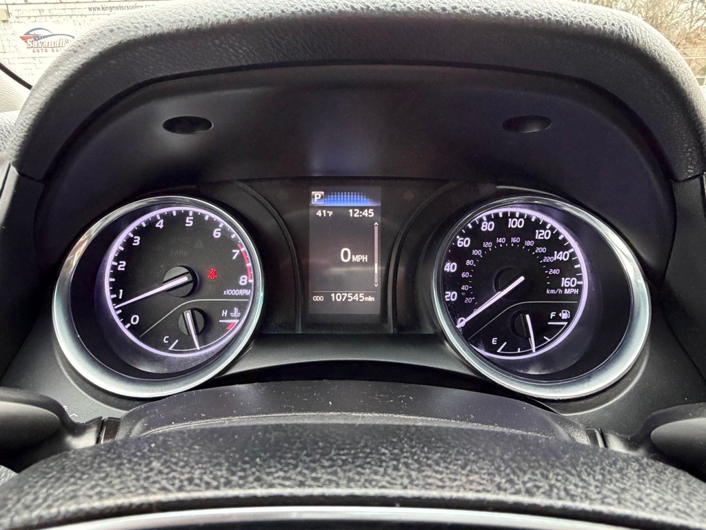 2020 Toyota Camry Image 17