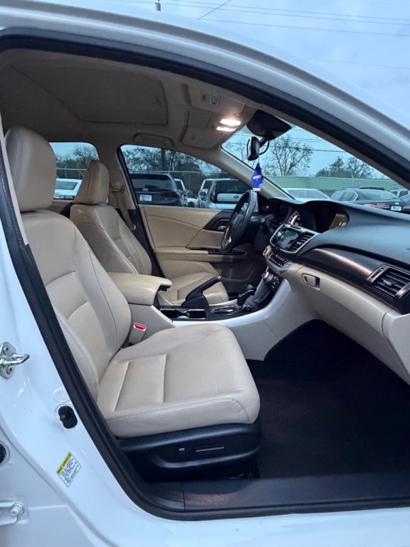 2014 Honda Accord Image 14