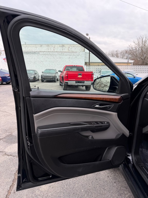 2011 Cadillac SRX Image 9