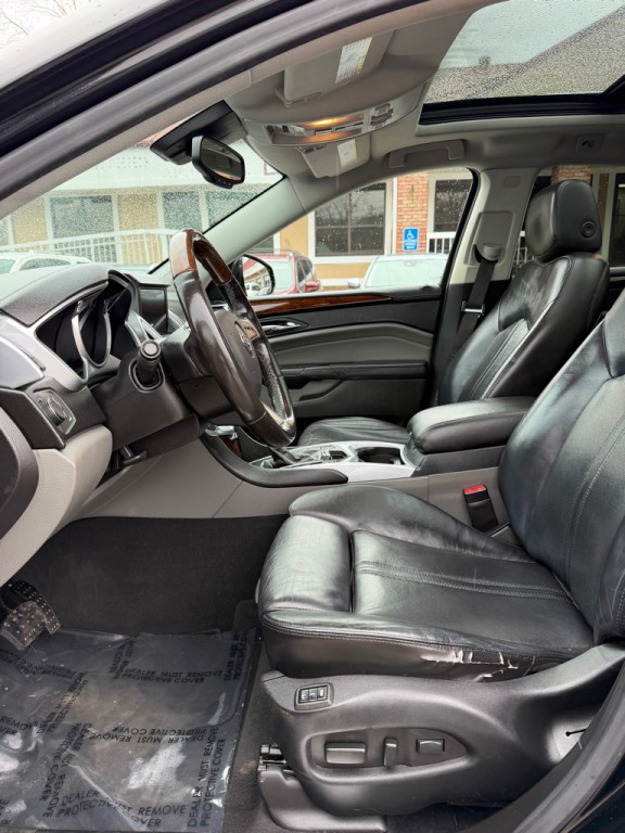 2011 Cadillac SRX Image 10