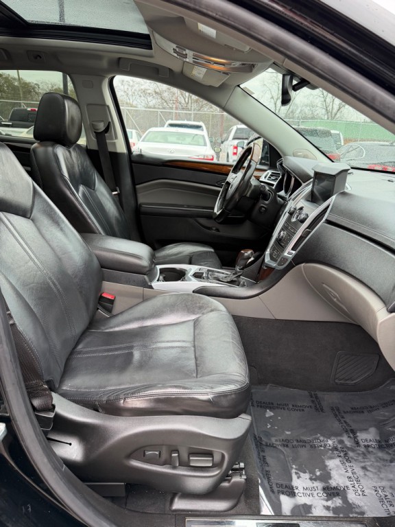 2011 Cadillac SRX Image 15