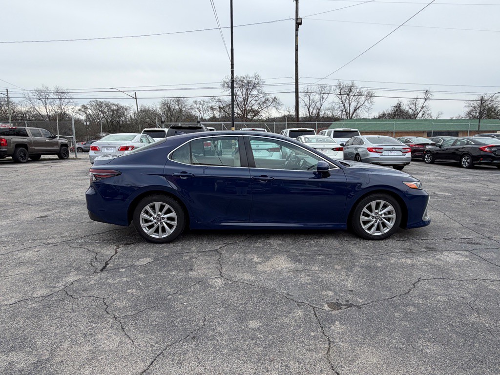 2023 Toyota Camry Image 6