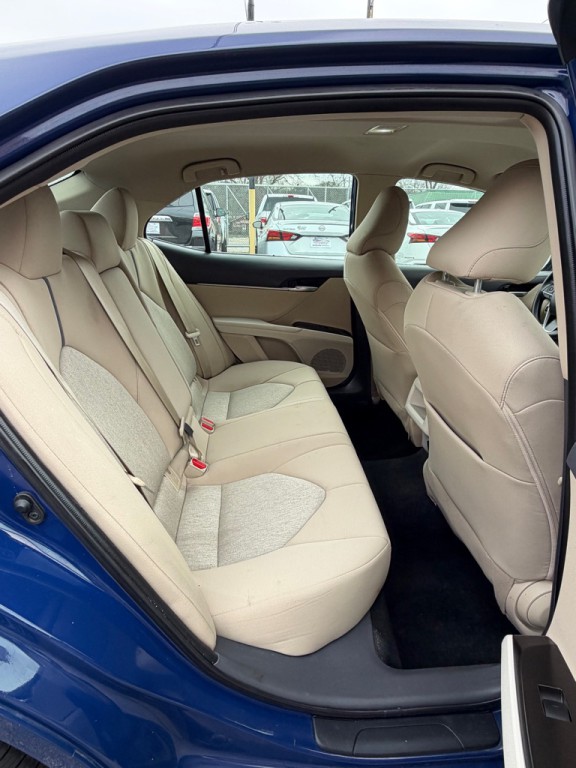 2023 Toyota Camry Image 12