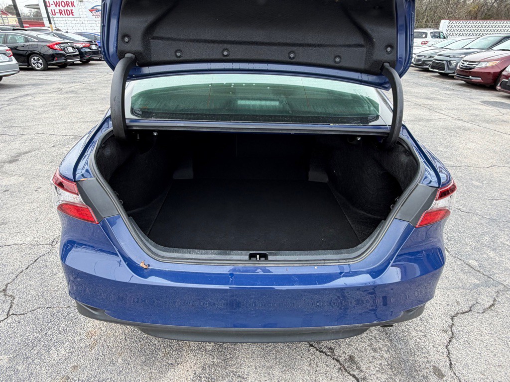 2023 Toyota Camry Image 18