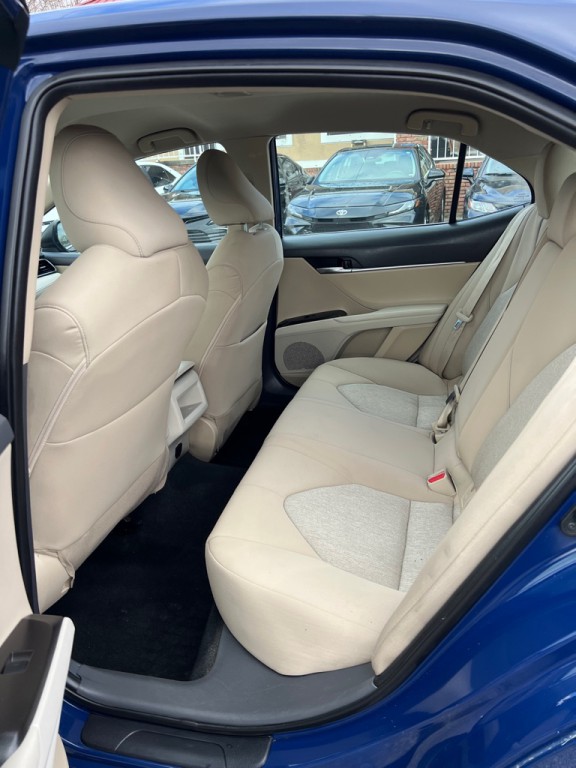 2023 Toyota Camry Image 11
