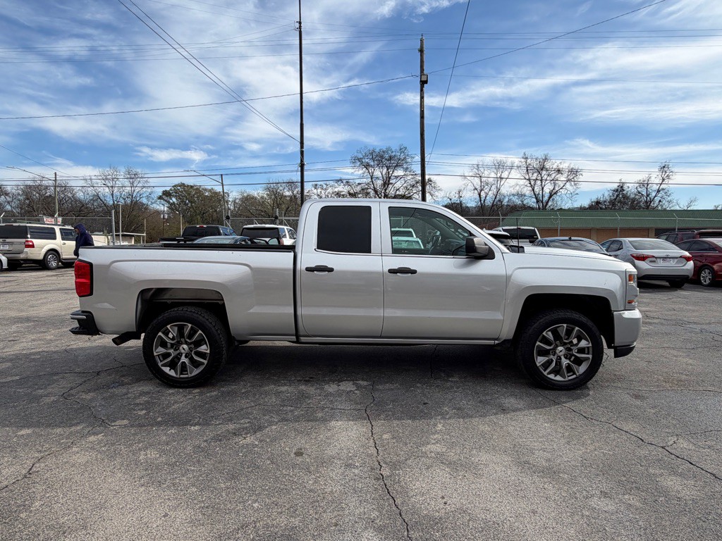 2018 Chevrolet Silverado 1500 Image 6