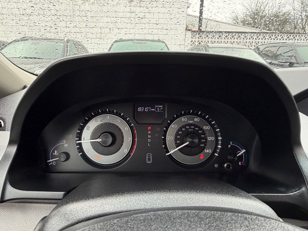 2011 Honda Odyssey Image 17