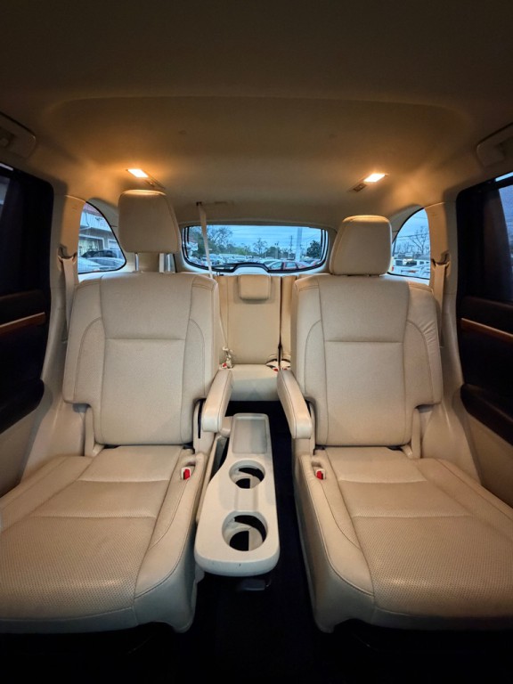 2018 Toyota Highlander Image 17